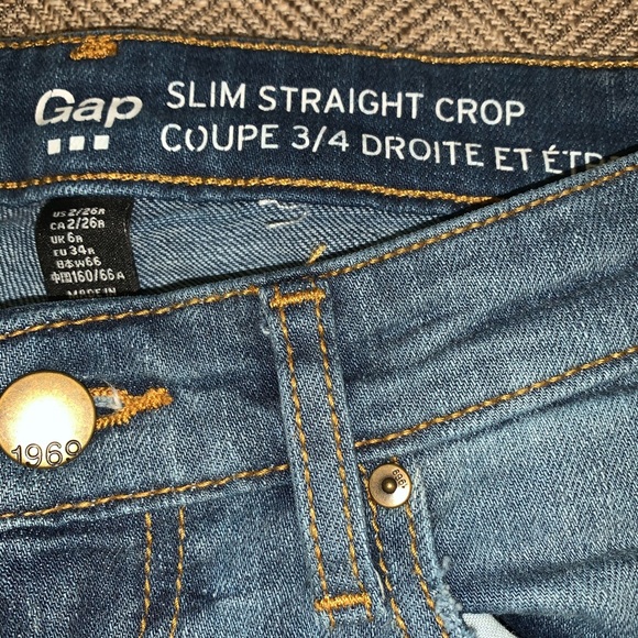 EUC Gap Slim Straight Cropped Jeans Size 26. - Picture 7 of 8